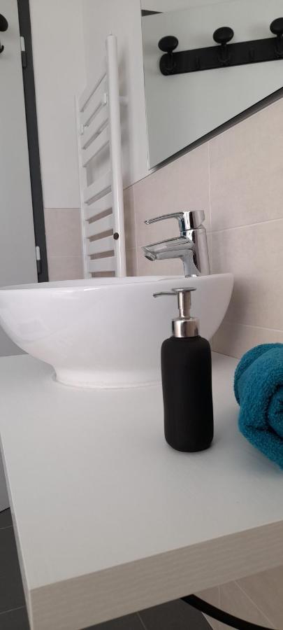 Casa Vacanze Claudette Arco Zewnętrze zdjęcie